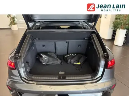 Photo 6 Audi A3  Sportback TFSI e Hybride rechargeable 204 S tronic 6