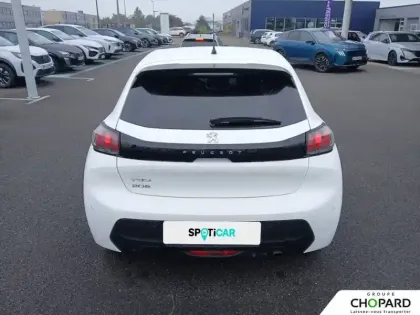 Photo 28 Peugeot 208  PureTech 75 S&S BVM5