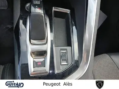 Photo 19 Peugeot 3008  Hybrid 225 e-EAT8