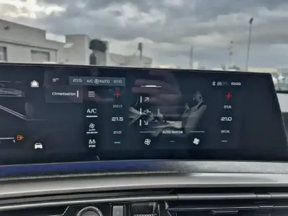 Photo 33 Peugeot 3008  Hybrid 145 e-DCS6