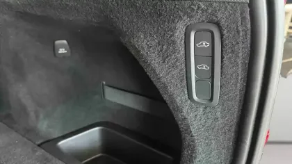 Photo 16 Volvo XC90  Recharge T8 AWD 303+87 ch Geartronic 8 7pl