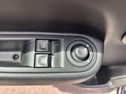 Photo 10 Renault Twingo  III Achat Intégral - 21