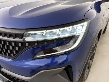 Photo 34 Renault Austral  E-Tech hybrid 200