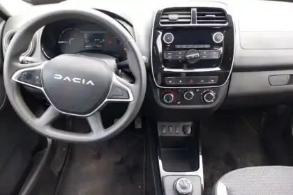 Photo 8 Dacia Spring 