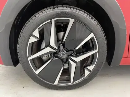 Photo 19 Peugeot 208  Hybrid 110 e-DCS6