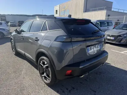 Photo 8 Peugeot 2008  Hybrid 145 e-DCS6