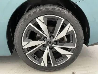Photo 45 Peugeot 308  SW BlueHDi 130ch S&S EAT8