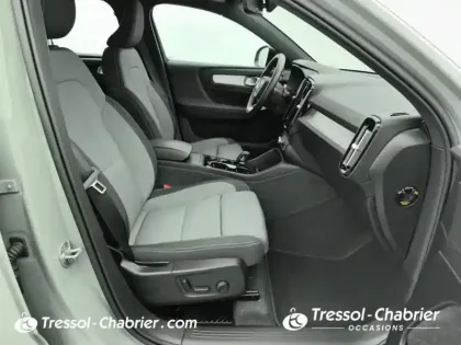 Photo 8 Volvo Xc40  B3 163 ch DCT7 Plus