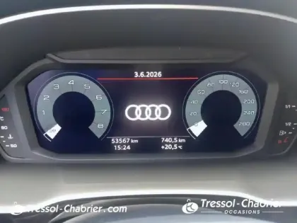 Photo 20 Audi Q3  Sportback 35 TFSI 150 ch S tronic 7 S line