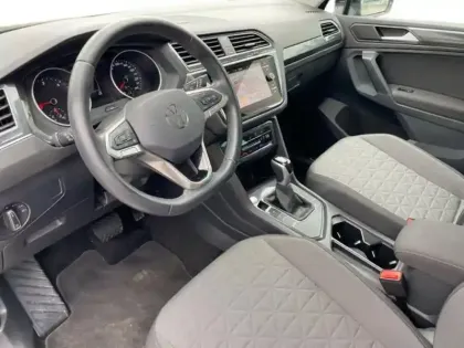 Photo 8 Volkswagen Tiguan 2.0 TDI 150ch DSG7 MATCH
