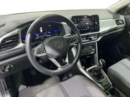 Photo 8 Volkswagen T-roc 1.0 TSI 110 Start/Stop BVM6 Life