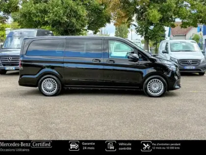 Photo 19 Mercedes Classe V 300 Long 204ch 7 places 90KWH