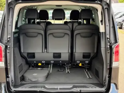 Photo 24 Mercedes Classe V 300 Long 204ch 7 places 90KWH