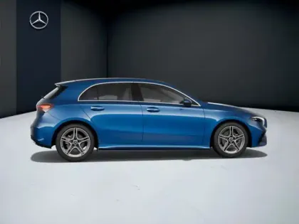 Photo 18 Mercedes Classe A 200 d AMG Line