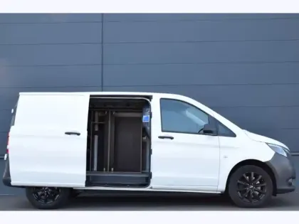 Photo 16 Mercedes Vito 114 CDI 4x4 Fourgon Compact