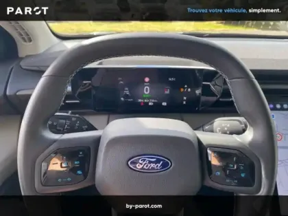 Photo 6 Ford Explorer 286ch Extended Range 77kWh Pack Premium RWD