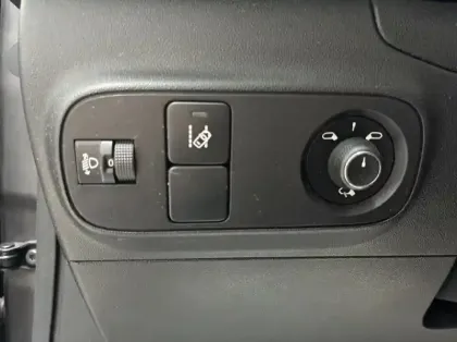 Photo 18 Citroën C3 PureTech 82ch Shine S&S E6.d-TEMP