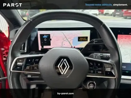 Photo 36 Renault Austral E-Tech hybrid 200 Techno