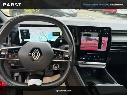Photo 32 Renault Austral E-Tech hybrid 200 Techno