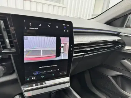 Photo 15 Renault Austral 1.2 E-Tech full hybrid 200ch Techno - 24