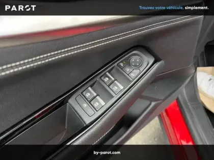 Photo 35 Renault Austral E-Tech hybrid 200 Techno