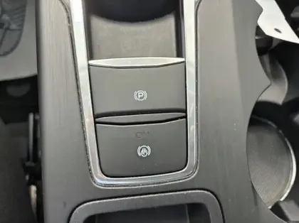 Photo 29 Ford Kuga 2.5 Duratec 180ch Hybrid FlexiFuel Titanium Business Powershift