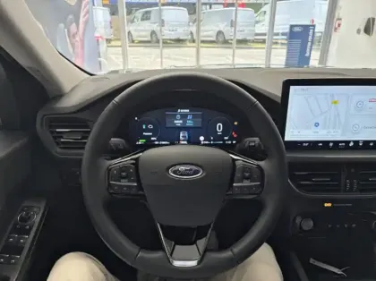 Photo 6 Ford Kuga 2.5 Duratec 180ch Hybrid FlexiFuel Titanium Business Powershift