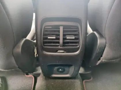 Photo 14 Ford Kuga 2.5 Duratec 190ch FHEV E85 ST-Line BVA