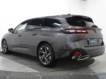 Photo 11 Peugeot 308  SW 1.2 PureTech 130ch S&S Allure Pack