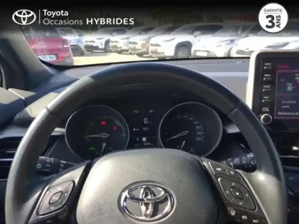Photo 12 Toyota C-HR  1.8 Hybride 122ch Dynamic E-CVT