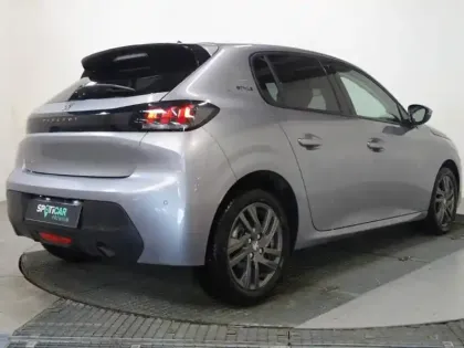 Photo 7 Peugeot 208  1.2 PureTech 100ch S&S Style