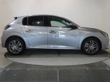 Photo 5 Peugeot 208  1.2 PureTech 100ch S&S Style