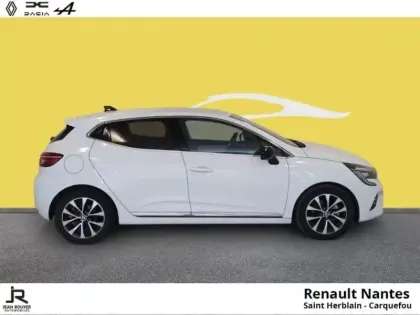 Photo 18 Renault Clio  1.6 E-Tech hybride 145ch Techno