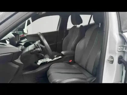 Photo 10 Peugeot 2008  1.2 Hybrid 136ch GT e-DCS6