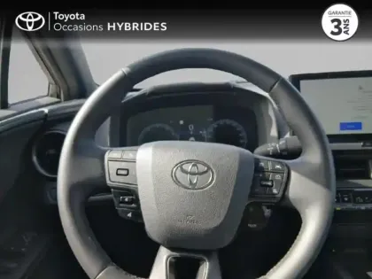 Photo 27 Toyota C-HR  2.0 Hybride 200ch Design MY25