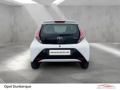 Photo 5 Toyota Aygo  1.0 VVT-i 69ch x-play 5p