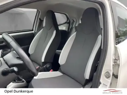 Photo 6 Toyota Aygo  1.0 VVT-i 69ch x-play 5p
