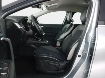Photo 13 Renault Captur  1.3 TCe mild hybrid 140ch Techno