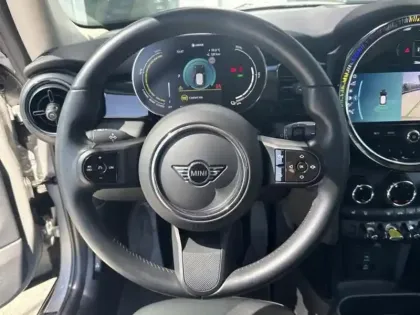 Photo 5 Mini Mini  Cooper SE 184ch Edition Premium BVA 5CV