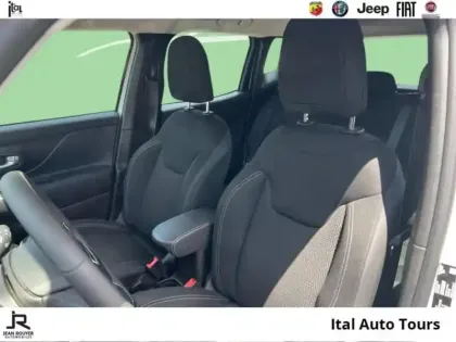 Photo 8 Jeep Renegade  1.5 Turbo T4 130ch MHEV Altitude BVR7