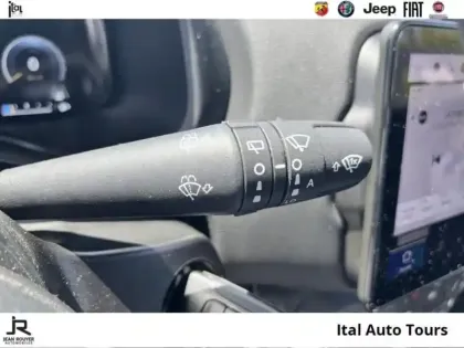 Photo 14 Jeep Renegade  1.5 Turbo T4 130ch MHEV Altitude BVR7