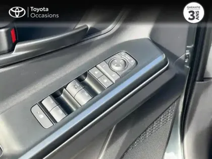 Photo 14 Toyota C-HR + 224ch 77kWh Design Grande Autonomie