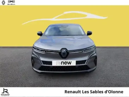 Photo 8 Renault Megane  E-Tech Electric EV60 220ch Equilibre super charge