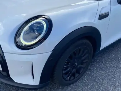 Photo 8 Mini Mini  5 Portes Cooper 136ch Edition Premium Plus BVA7