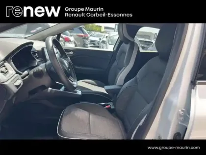 Photo 11 Renault Captur  1.6 E-Tech hybride 145ch Intens -21