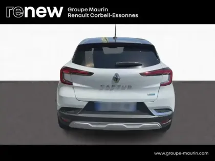 Photo 5 Renault Captur  1.6 E-Tech hybride 145ch Intens -21