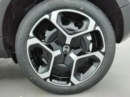 Photo 8 Citroën C3  1.2 Hybride 110ch PLUS e-DCS6