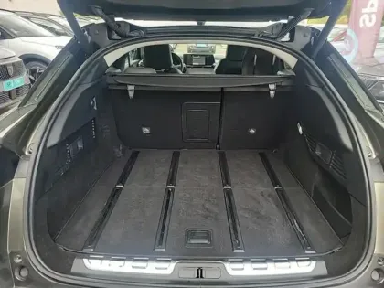 Photo 5 Citroën C5  X Hybride rechargeable 225ch Shine Pack ëEAT8