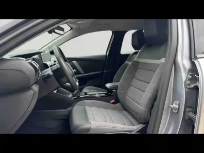 Photo 10 Citroën C4  PureTech 130ch S&S C-Series
