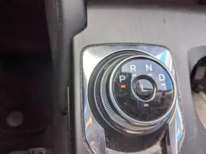 Photo 9 Ford Kuga  2.5 Duratec 180ch Hybrid FlexiFuel Titanium Powershift
